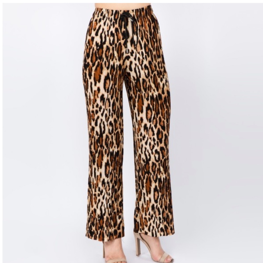 Leopard palazzo pants